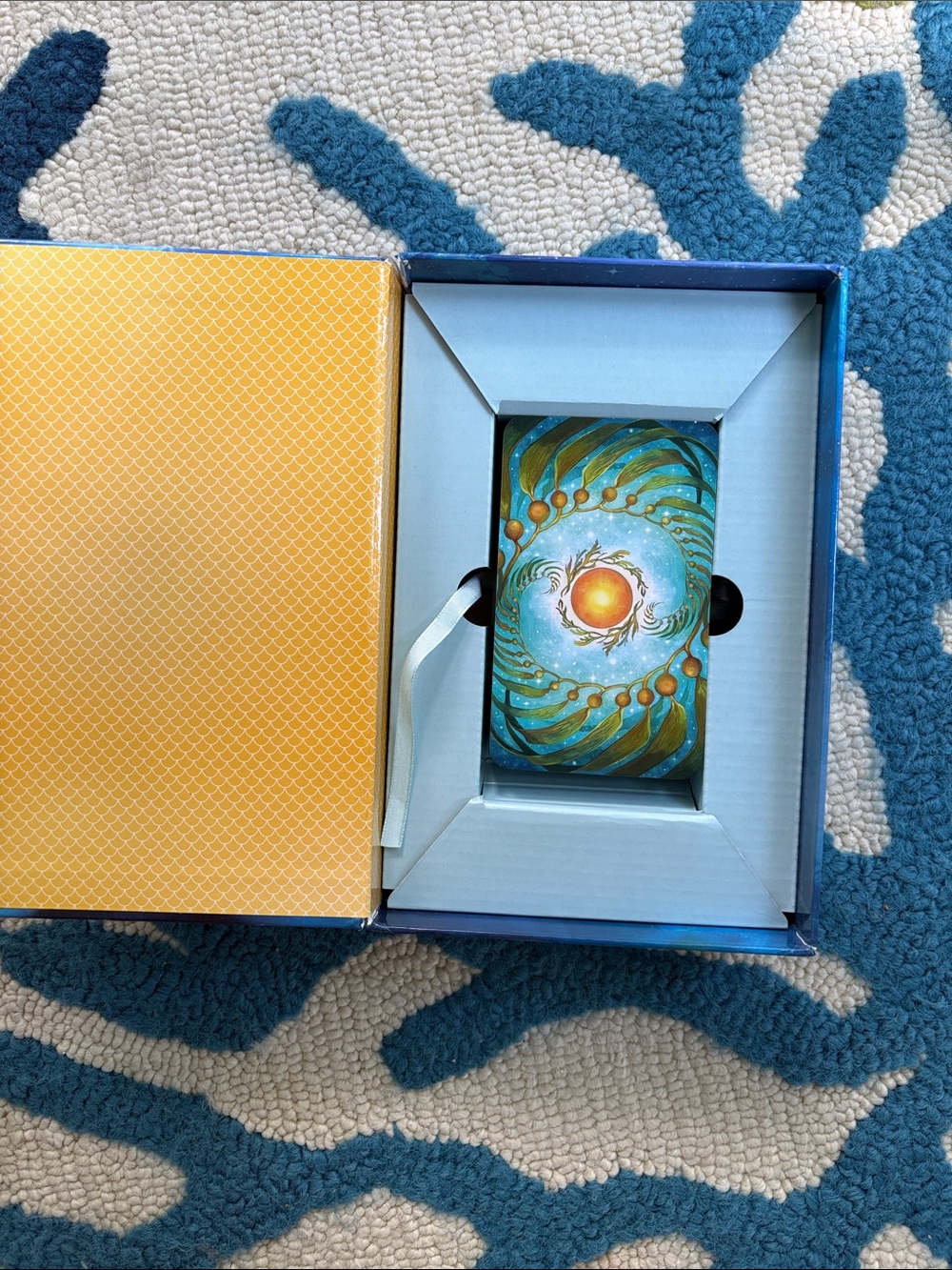 MERMAID TAROT DECK - Picture 2 of 5